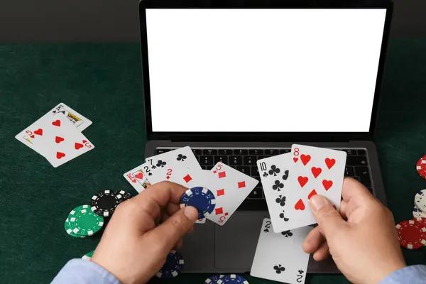 Updated player feedback coinpoker opiniones for better decision making